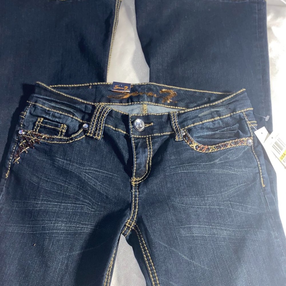 NWT SEVEN7 Premium flare leg jeans - Picture 4 of 9